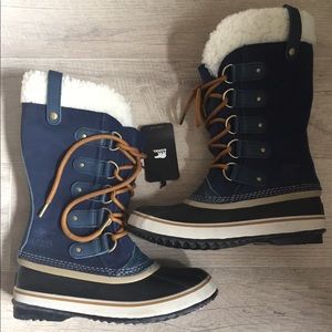 Sorel • Joan of Arctic Shearling boots